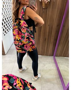 Mochila Xodó Flor De Banana Preto Farm - 54494641 - Closet