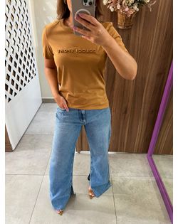 Camiseta Feminina Basic Comfort Nude Colcci - 626... - Closet