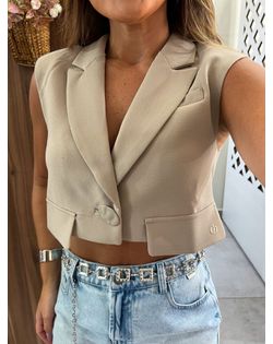 Colete Alfaiataria Encurtado Riviera Bege Colcci ... - Closet
