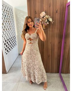 Vestido Longo Bordado Em Renda Nude - 51455 - Closet