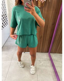 Camiseta Encurtada Feminina Loose Fit Verde Colcci... - Closet