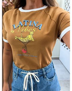 Camiseta Estampada Latina Colcci - 96262156 - Closet