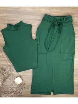 Conjunto Moletinho Saia Mid e Blusa Gola Alta Verde Militar - LOJA ANDRESSA FREITAS
