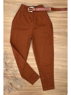 Calça Cenoura Terra Cota com Cinto