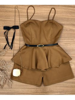 Conjunto Alfaiataria Blusa Peplum e Short Caramelo com Cinto - LOJA ANDRESSA FREITAS