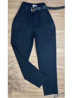 Calça Cenoura com Cinto Detalhado Preta - LOJA ANDRESSA FREITAS