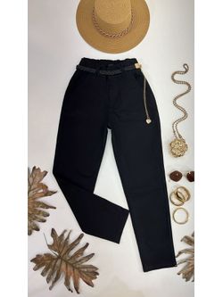Calça Cenoura Corrente Coração Preta