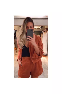 SHORTS VELUDO CAMELO - LATELIE 
