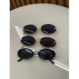 OCULOS DEBORA BASTOS 74 PRETO - 0007160002 - LARA CASTRO CLOSET