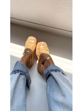 ANABELA CLAÚDIA OURO LIGHT