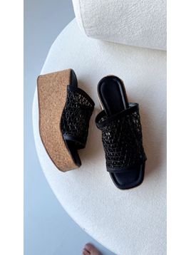 ANABELA CLAÚDIA PRETA