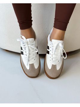Tênis samba branco e preto