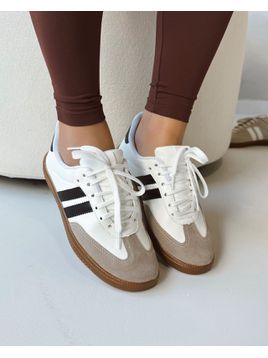Tênis samba branco e preto