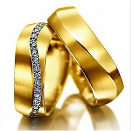 Alianças de Casamento Ondas de Amor - Com Diamantes - Ouro 18k 750 - Helder Joalheiros