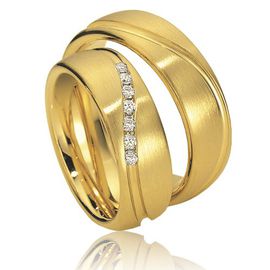 Aliança De Casamento em Ouro Amarelo 18k com Diamantes - Helder Joalheiros