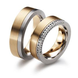 Alianças Duo Radiante Bodas em Ouro 18k com Lateral Cravejada - Helder Joalheiros