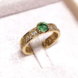 Anel de Formatura em Ouro 18k Personalizado com Esmeralda - Helder Joalheiros 