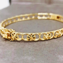 Bracelete em Ouro 18k Círculos com Flor - Helder Joalheiros