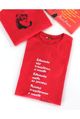 Camiseta Freire Educação - Vermelha - Tertúlia Produtos Literários