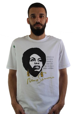 Camiseta Nina Simone Amor Branca - Tertúlia Produtos Literários