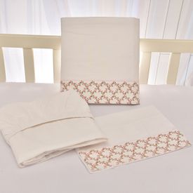 Jogo de Lençol Bebê de Percal Soft 150 Com Fita Floral 3 Peças - TexNew Bebê