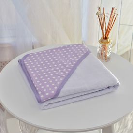 Toalha Bebê Quadrada Com Forro e Capuz Bolinhas Lilás - TexNew Bebê