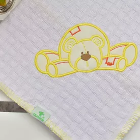 Manta Bebê Piquet Ursinho Deitado Amarelo - TexNew Bebê