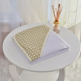 Toalha Bebê Quadrada Com Forro e Capuz Bolinhas Bege - TexNew Bebê