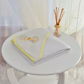 Toalha Bebê Quadrada Com Forro e Capuz Ursinho Com Bexigas Amarelo - TexNew Bebê