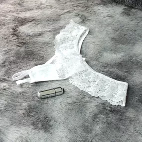 Calcinha Com Vibro (TO004V) - Branco - lojasacaso.com.br Lingerie Sensual e Sex Shop
