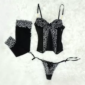 *Espartilho Com Strass Bordados Variados (CF005) - Preto - Revender Sex Shop com menor preço de BH