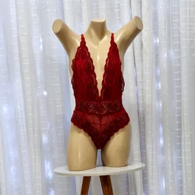 Body Tainá Íntima Delas (ID1035-ST863). - Rubi - Tabuê Sex shop atacado - Produtos eróticos com preços de fábrica.