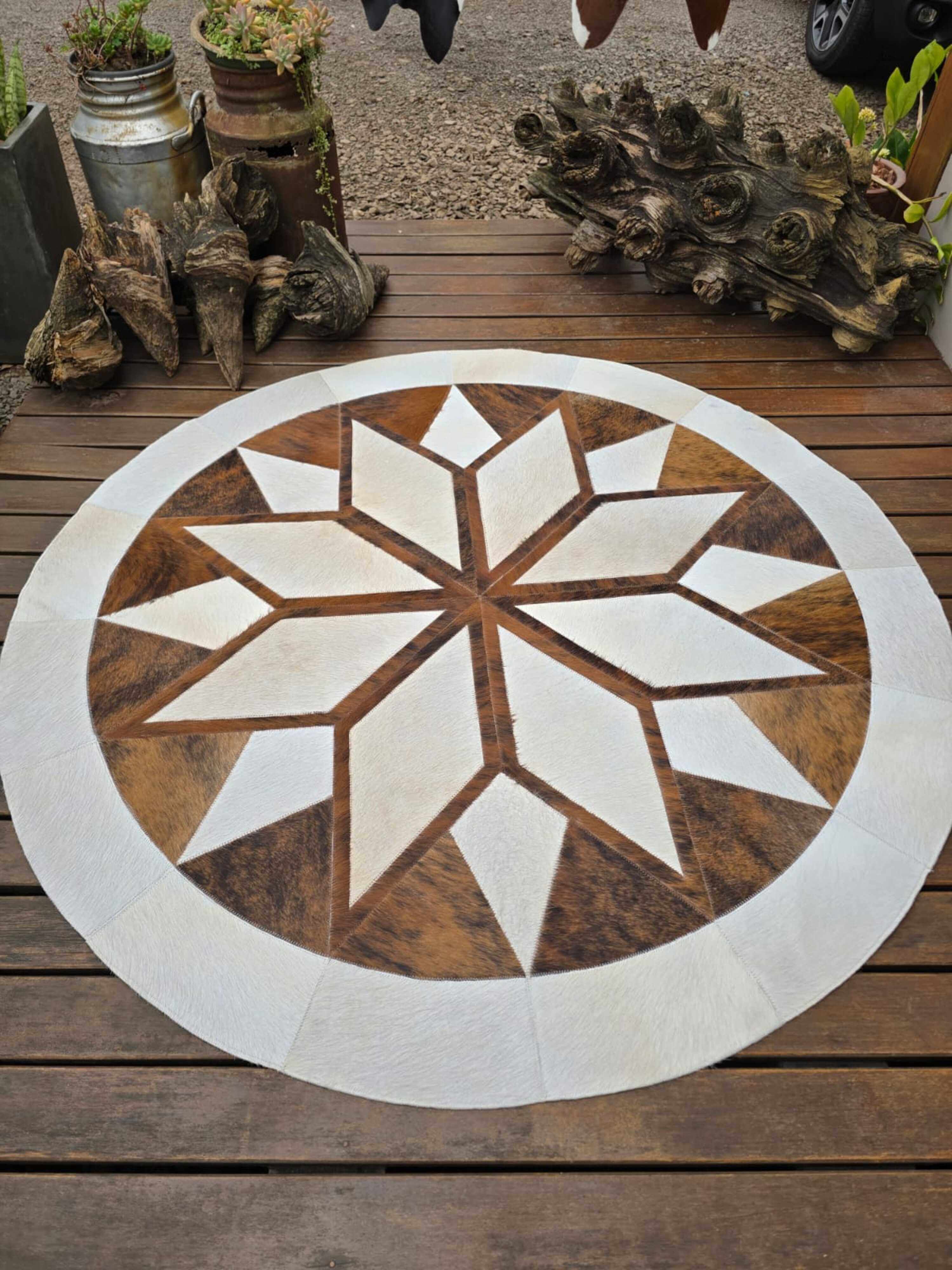 Mandala marrom e branco - Tapetes Route 235