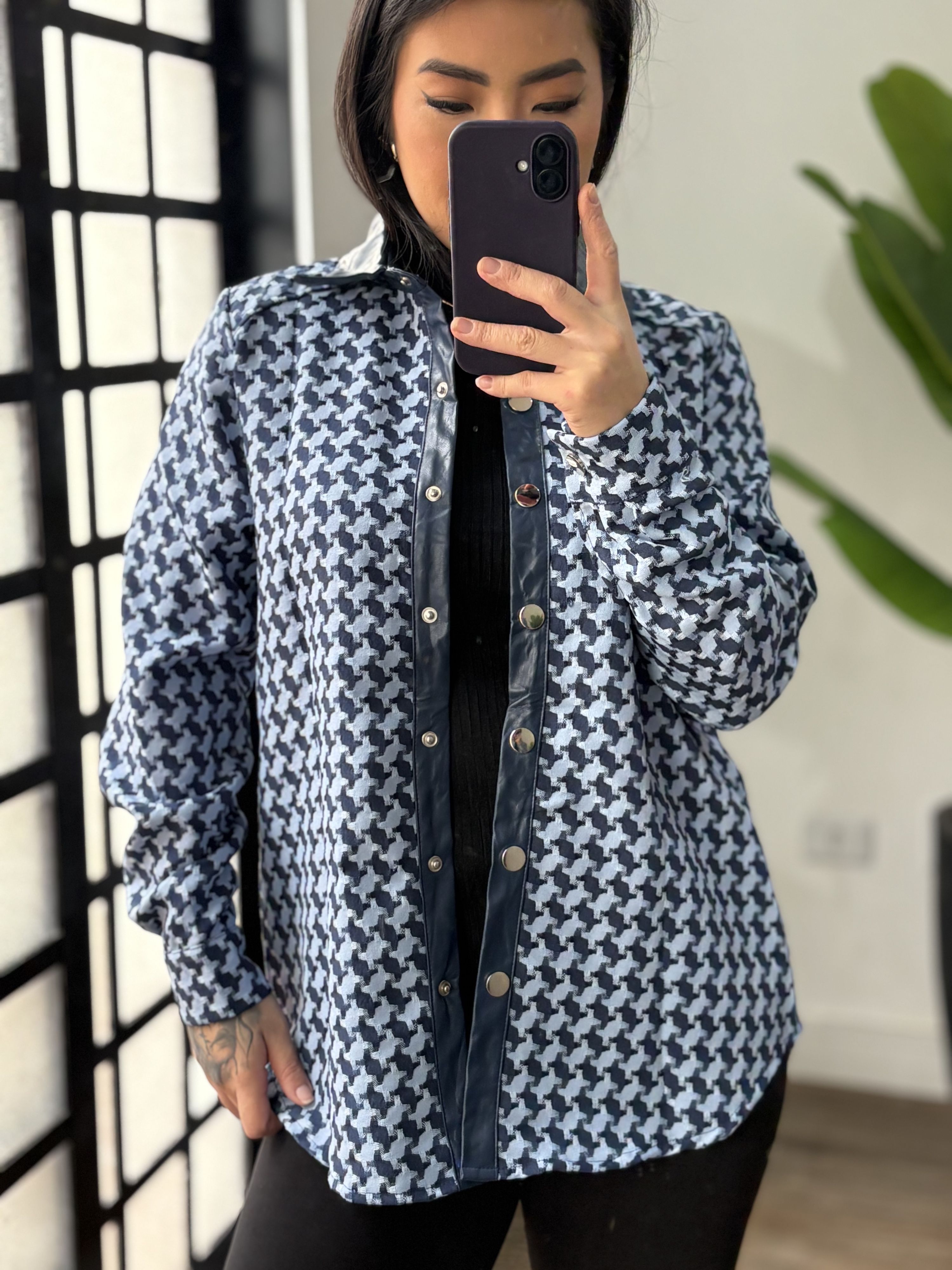 camisa detalhe em couro cecilia 2153- azul 