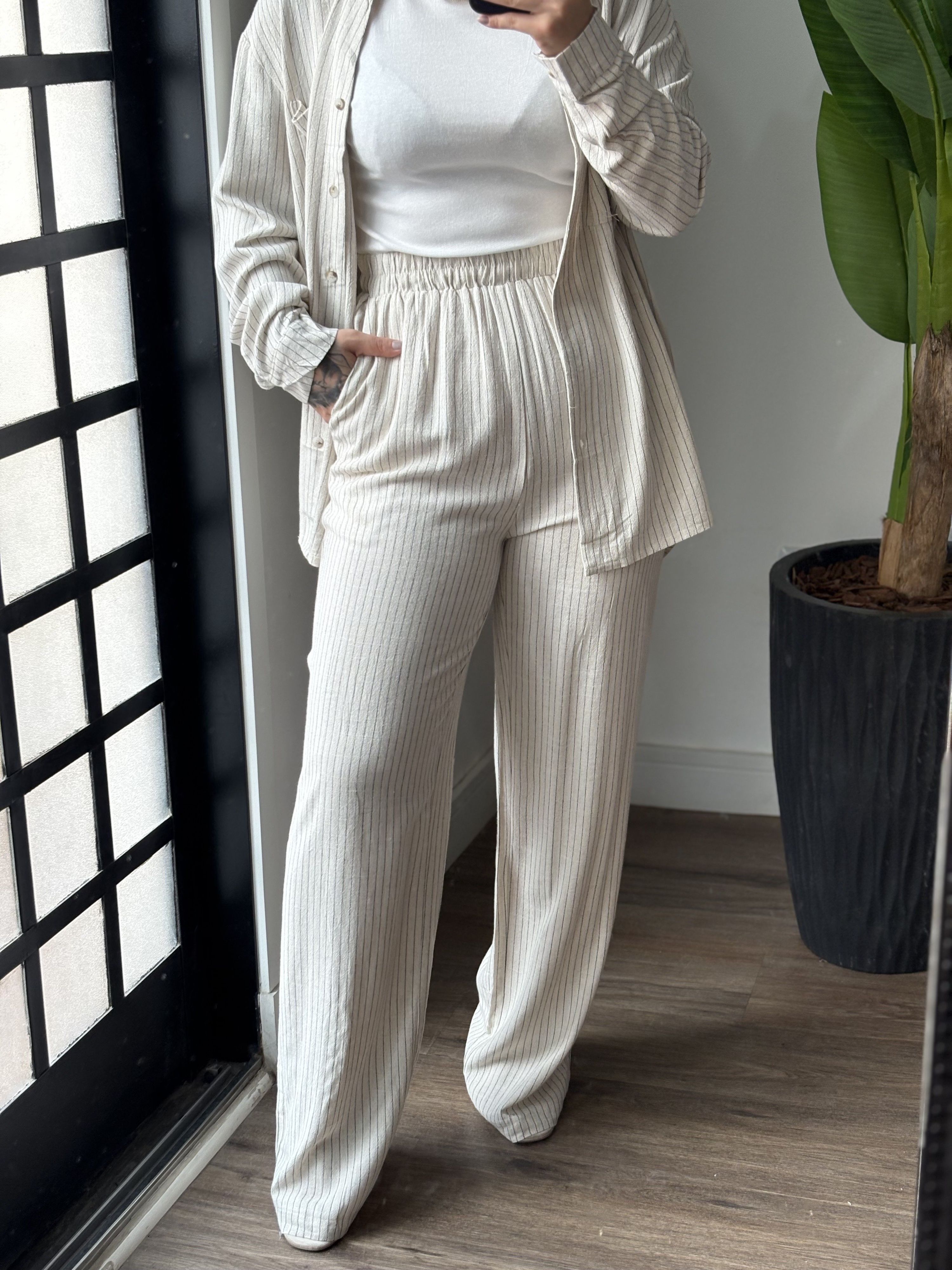 Calça Pantalona Linho Judit 3594 - Cru