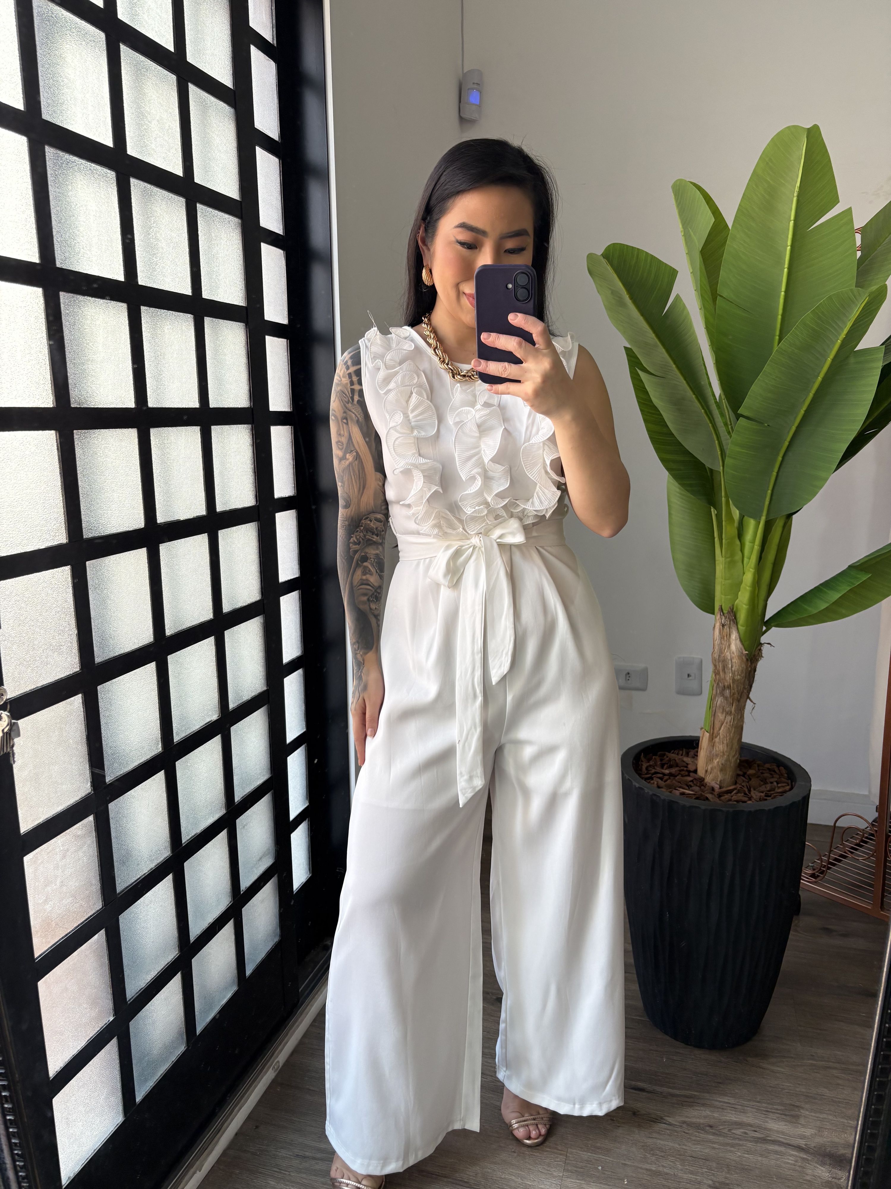 Macacão Pantalona com Babado Ella 22056 - Branco