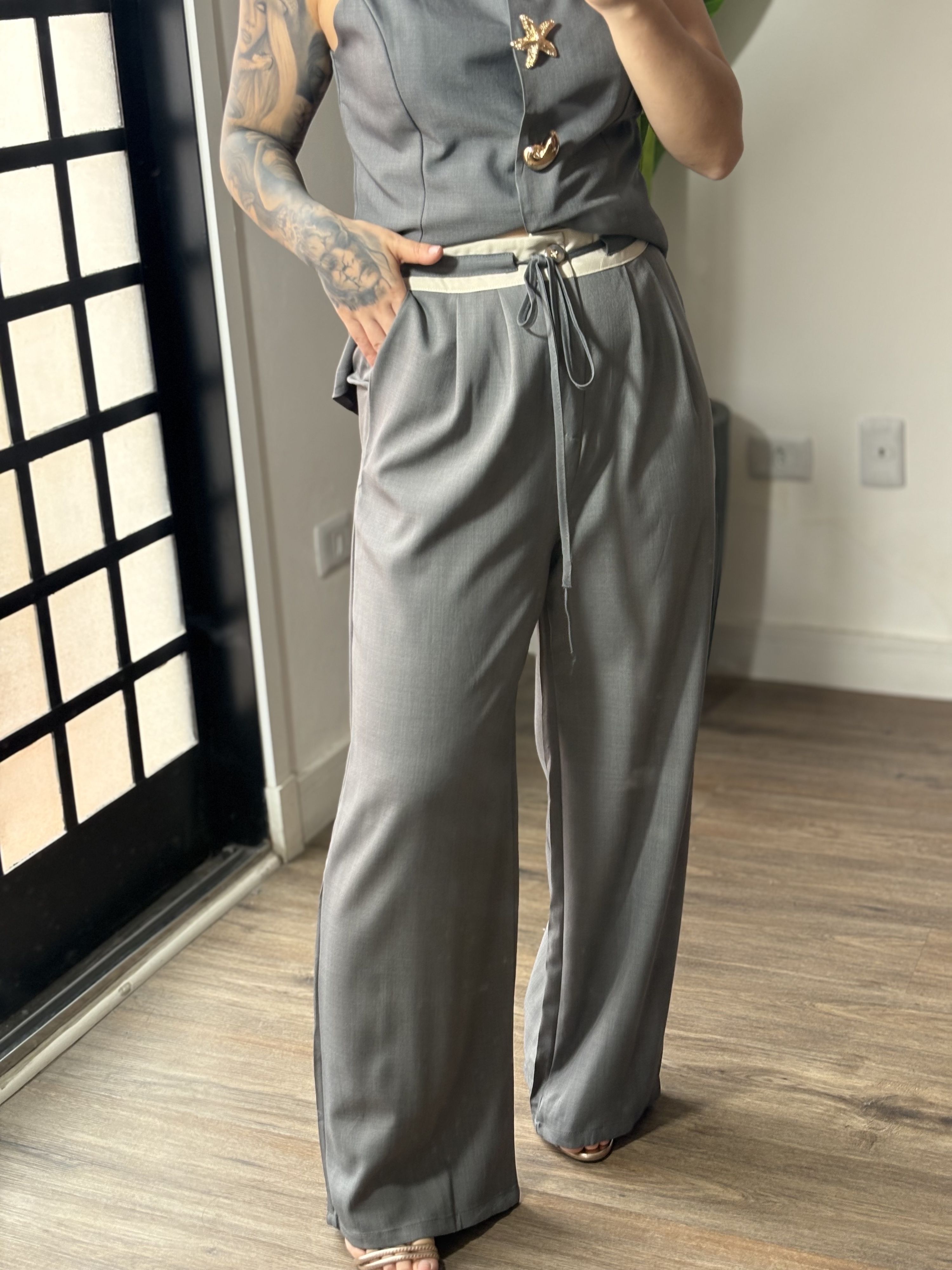 Calça Pantalona Bella 189 - Cinza 