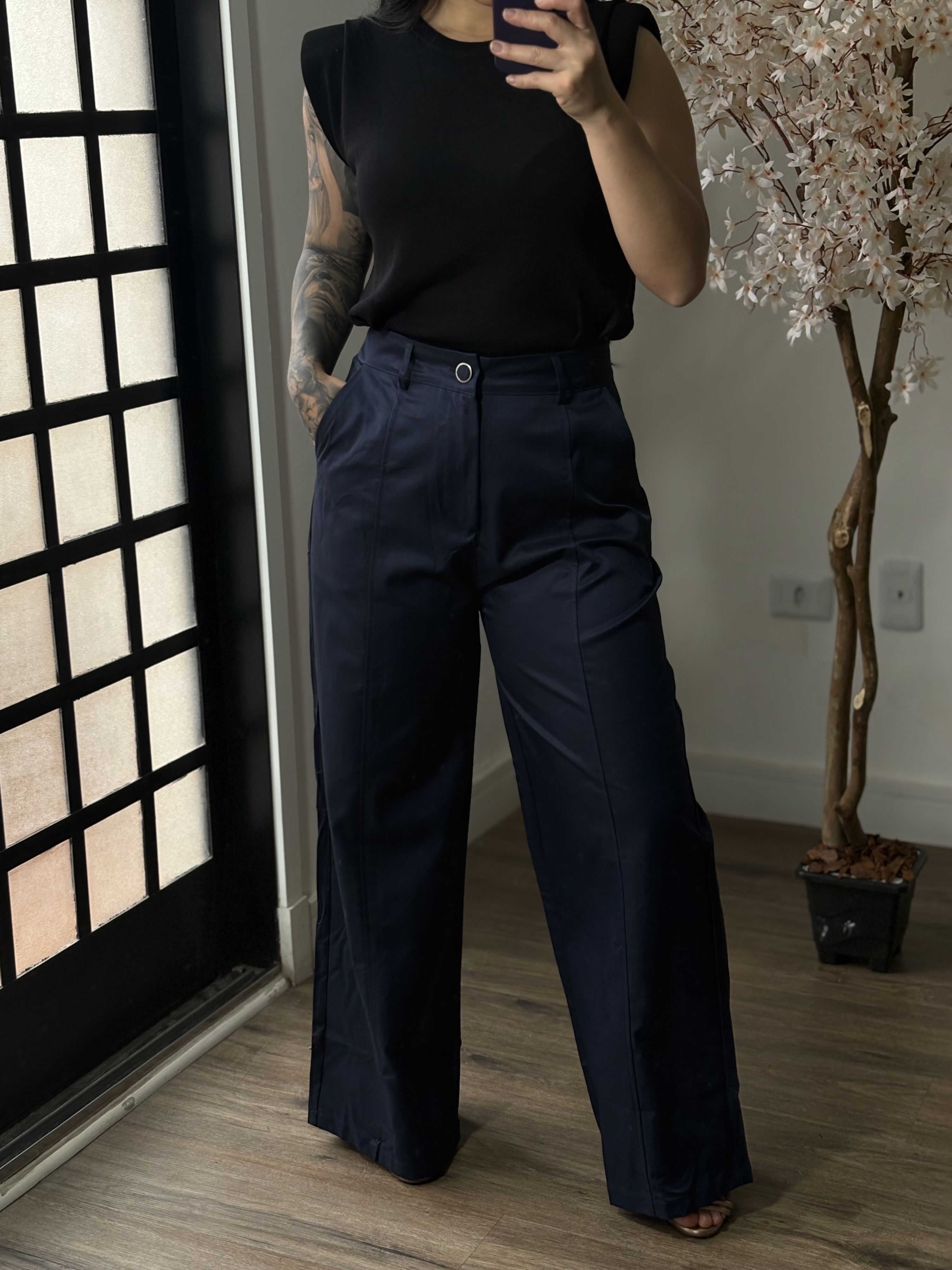 Calça Pantalona Acetinada Plus Siza Aura 1185 - Azul Marinho C065