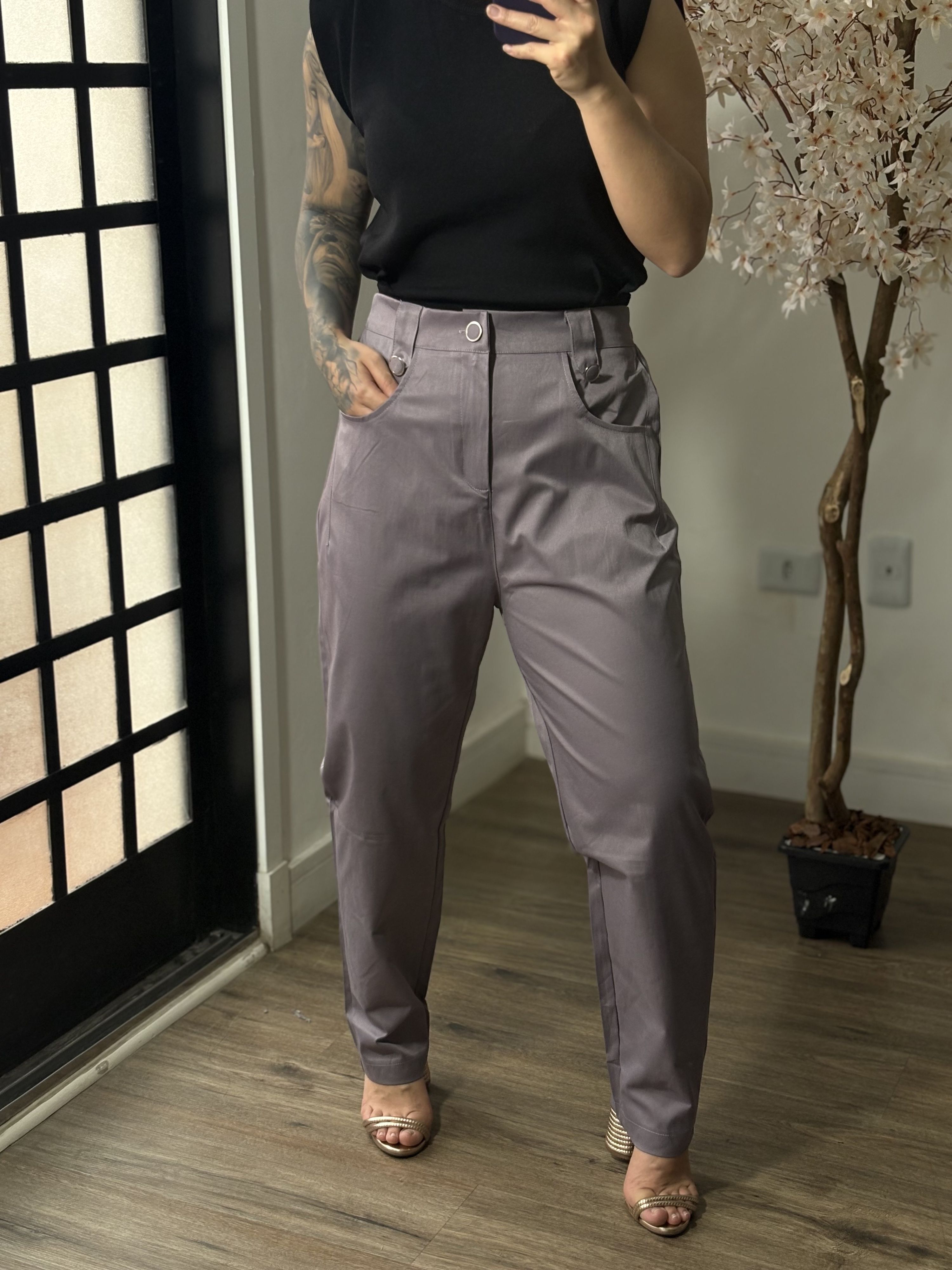 Calça Acetinada Plus Size Alana 1183 - Lavanda C065