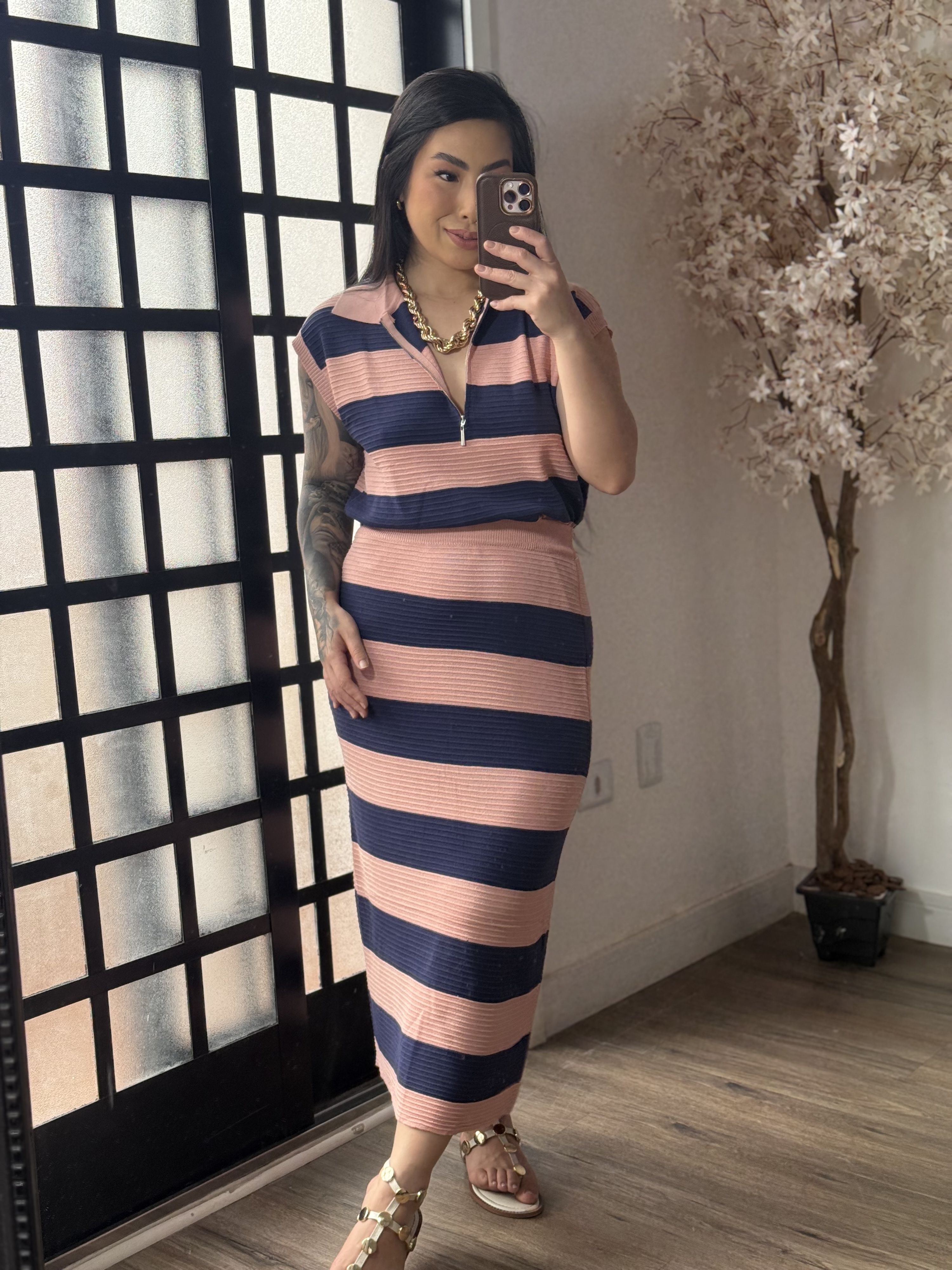 Conjunto Saia Midi Trico Angela 069 - Rosa com azu...