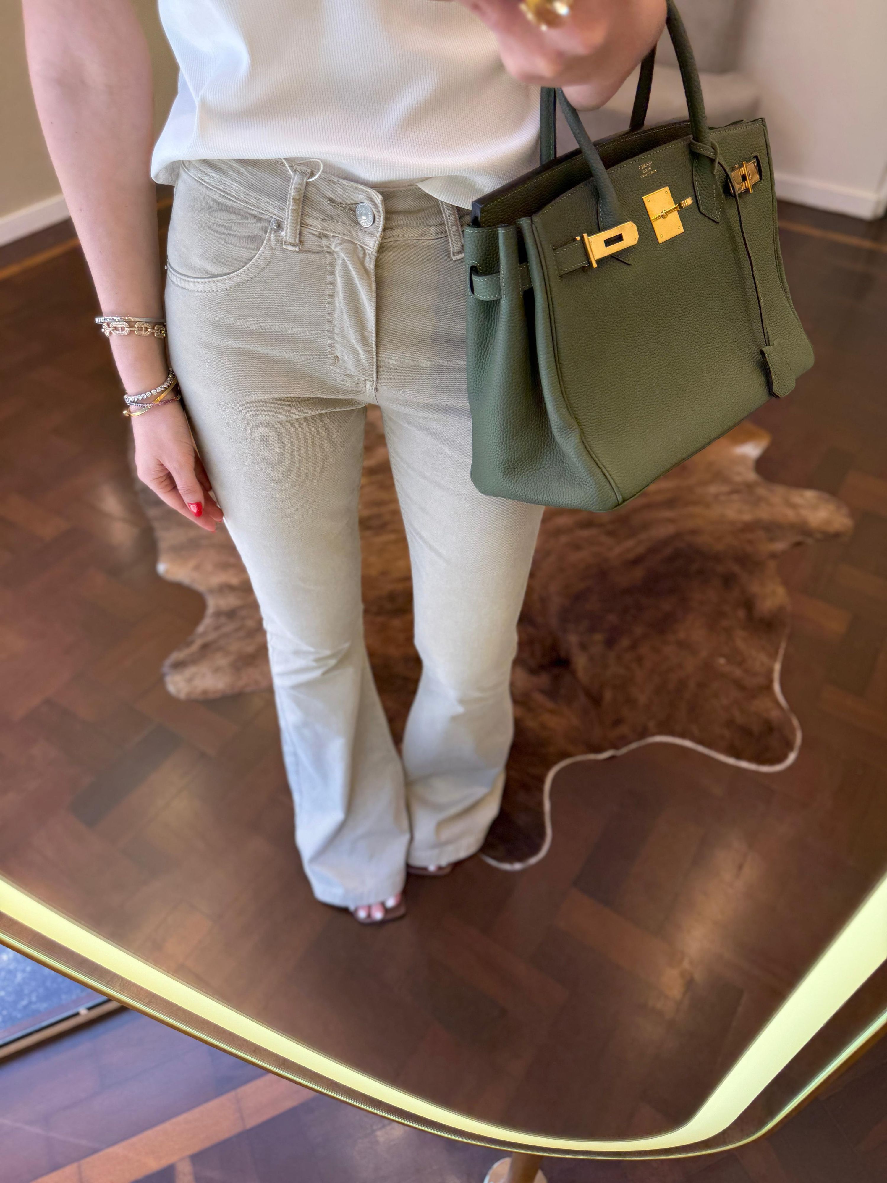 Calça Jeans Flare Ultra Elastano Areia 