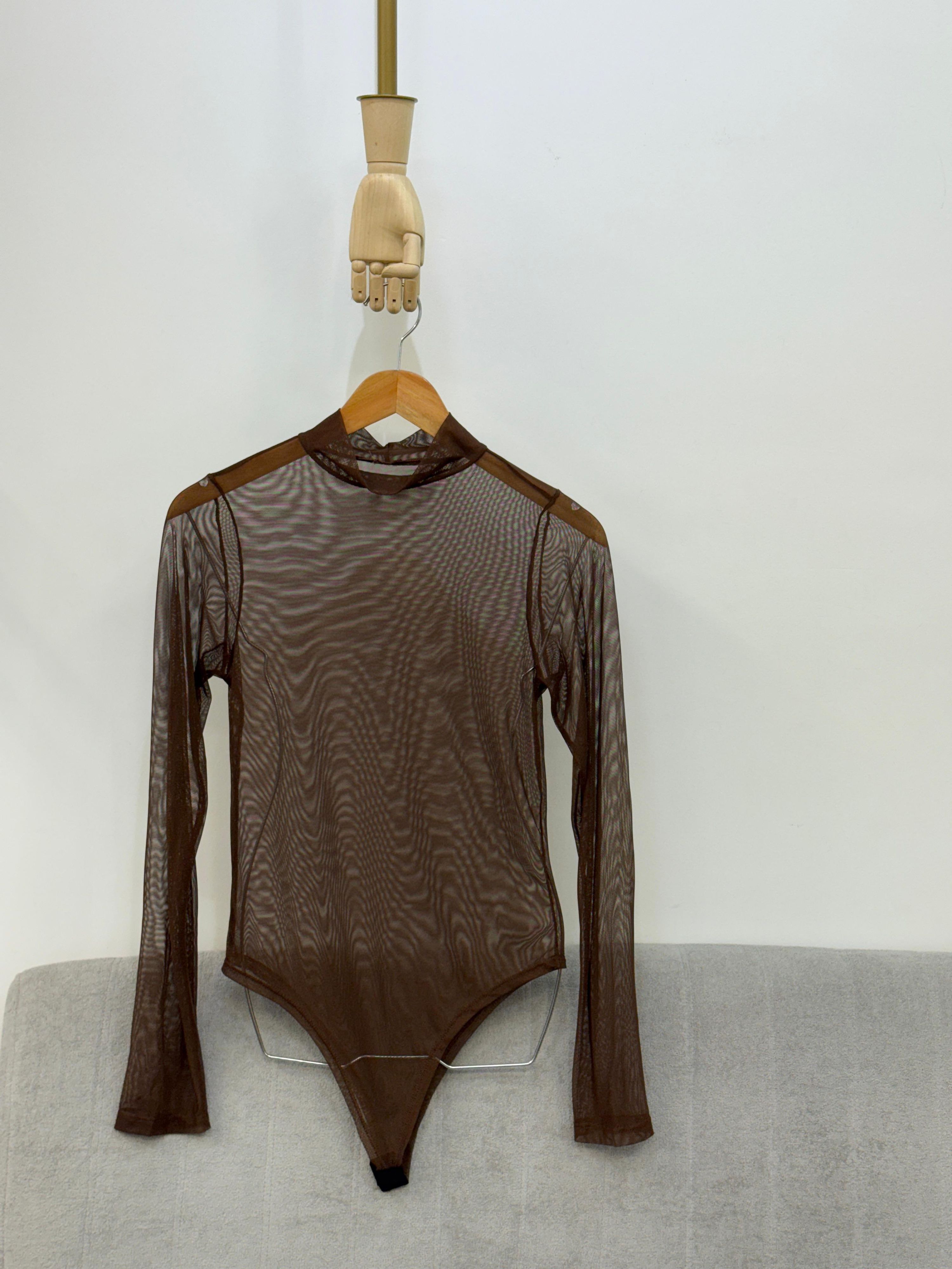 Body Tule Marrom 
