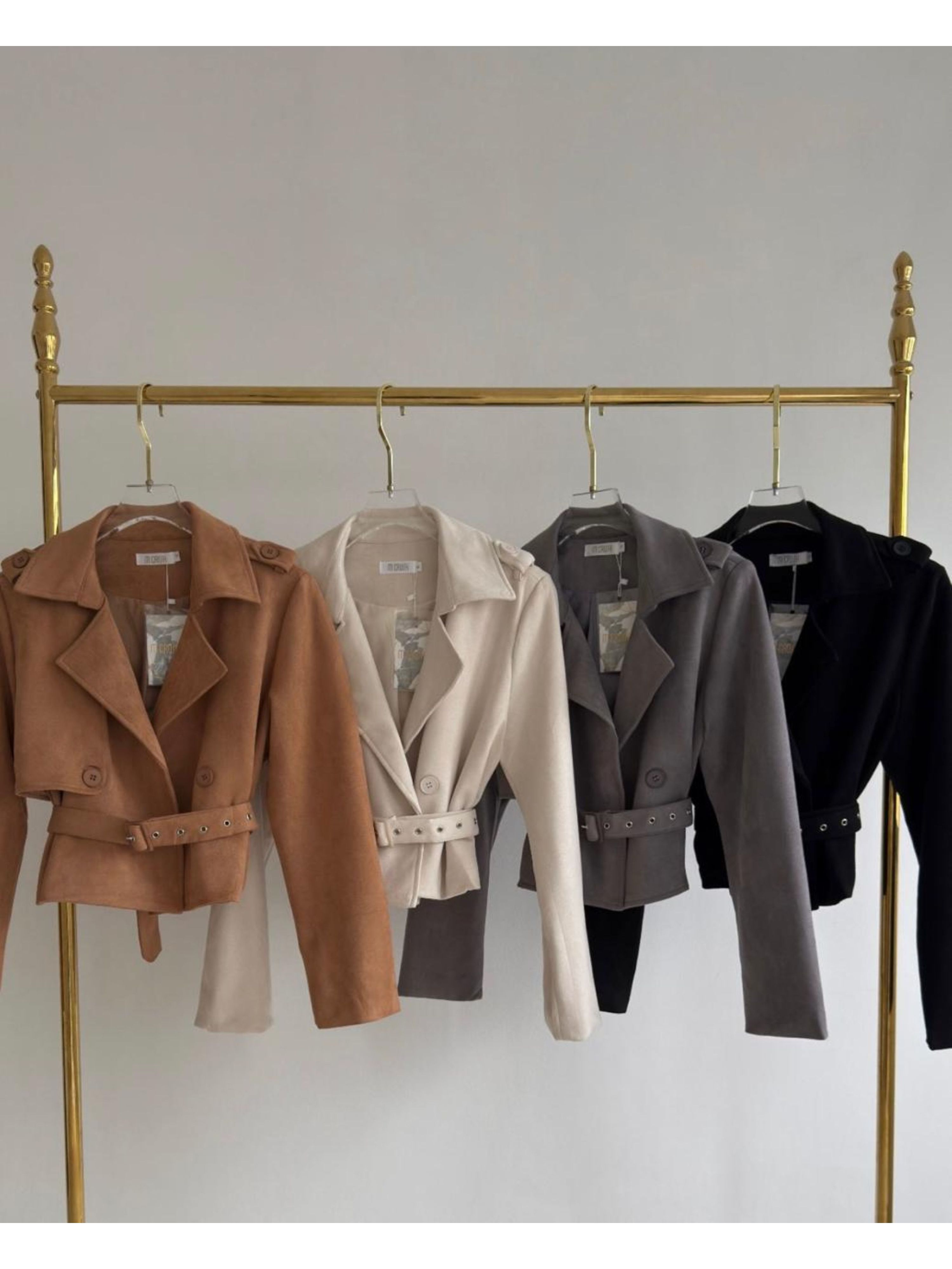 Trench Coat Curto Chamois - Preto 