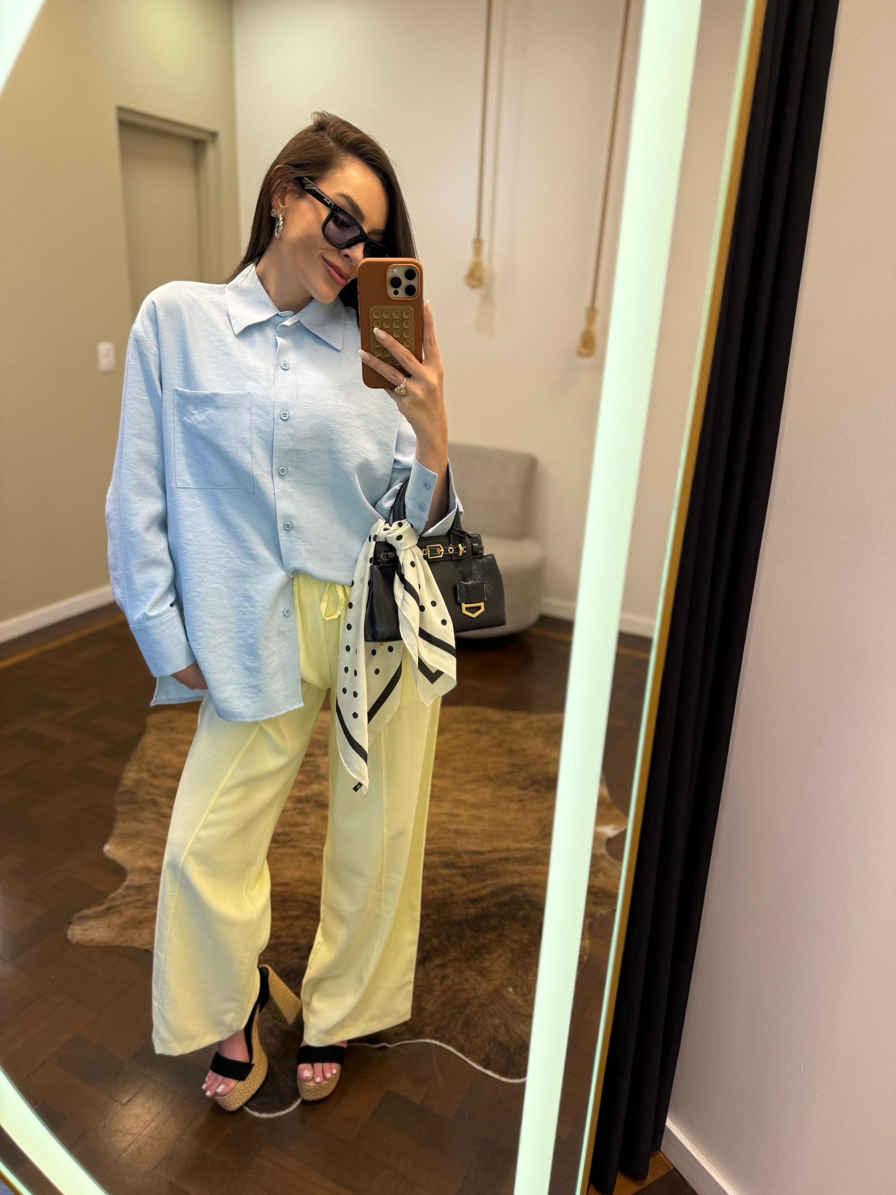 Camisa Antônia - Alfaiataria Marrant - Azul Bebê 