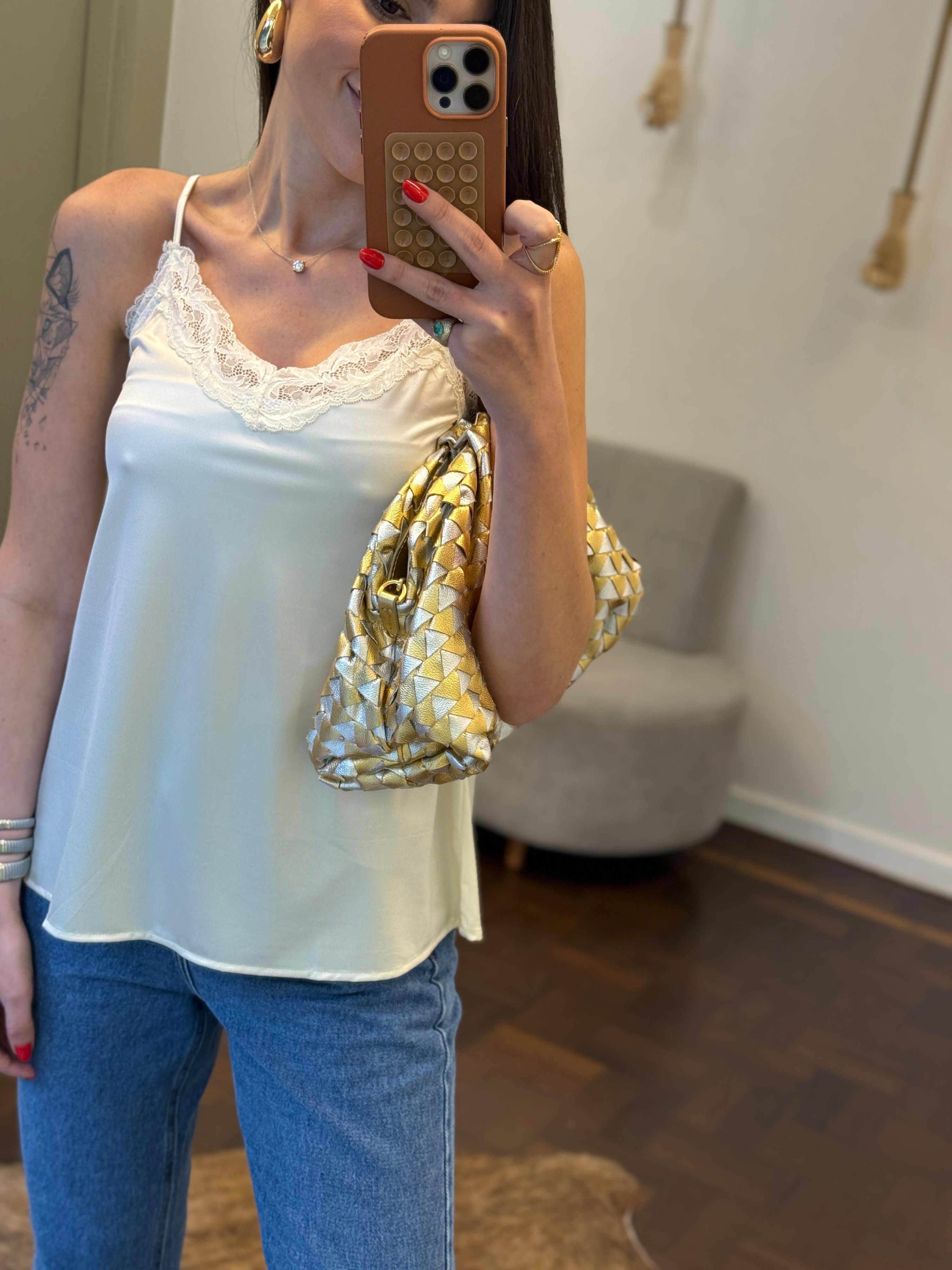 Regata Acetinada Elastano com Renda - Creme