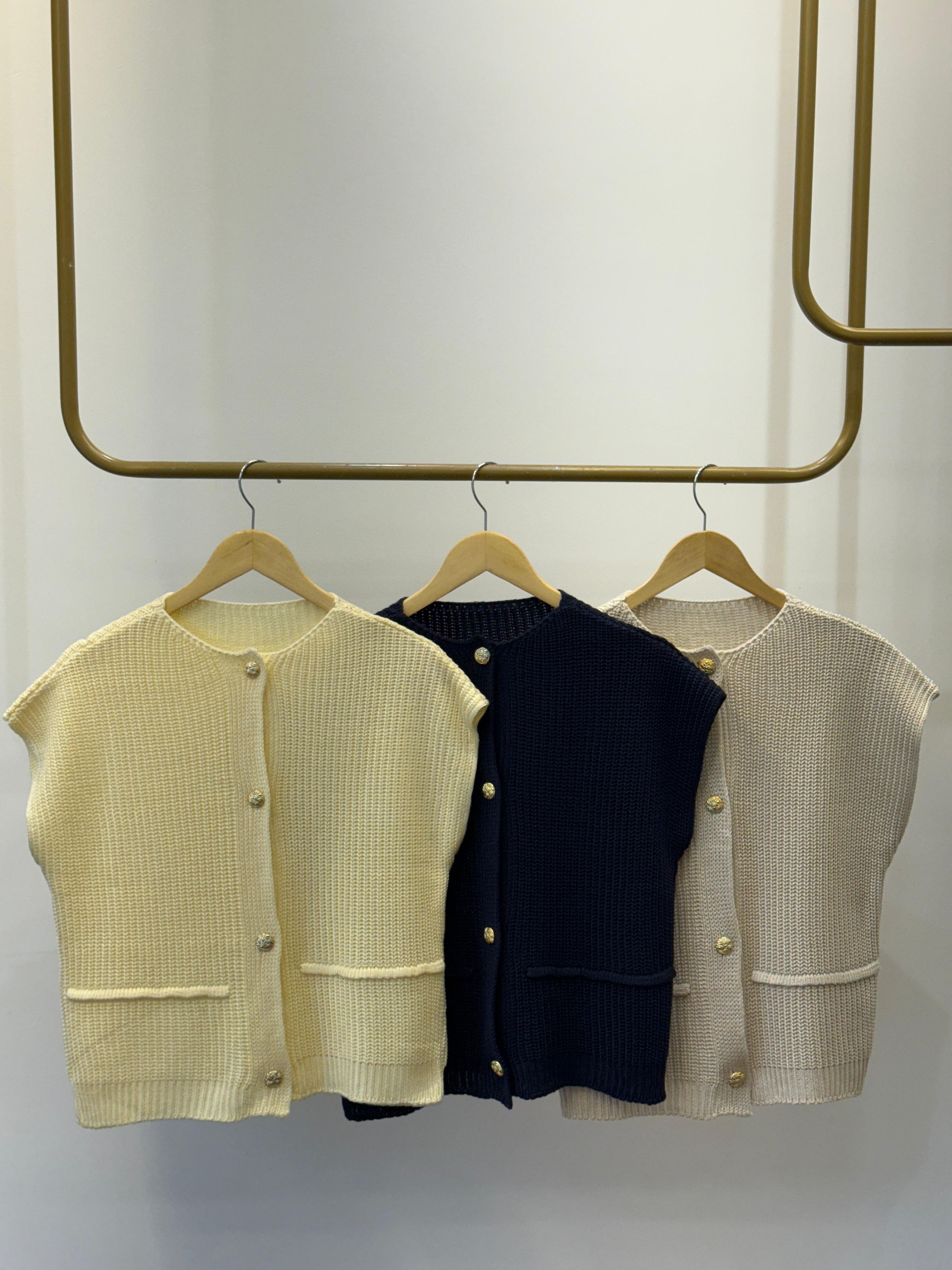 Colete Tricot Malásia - Areia