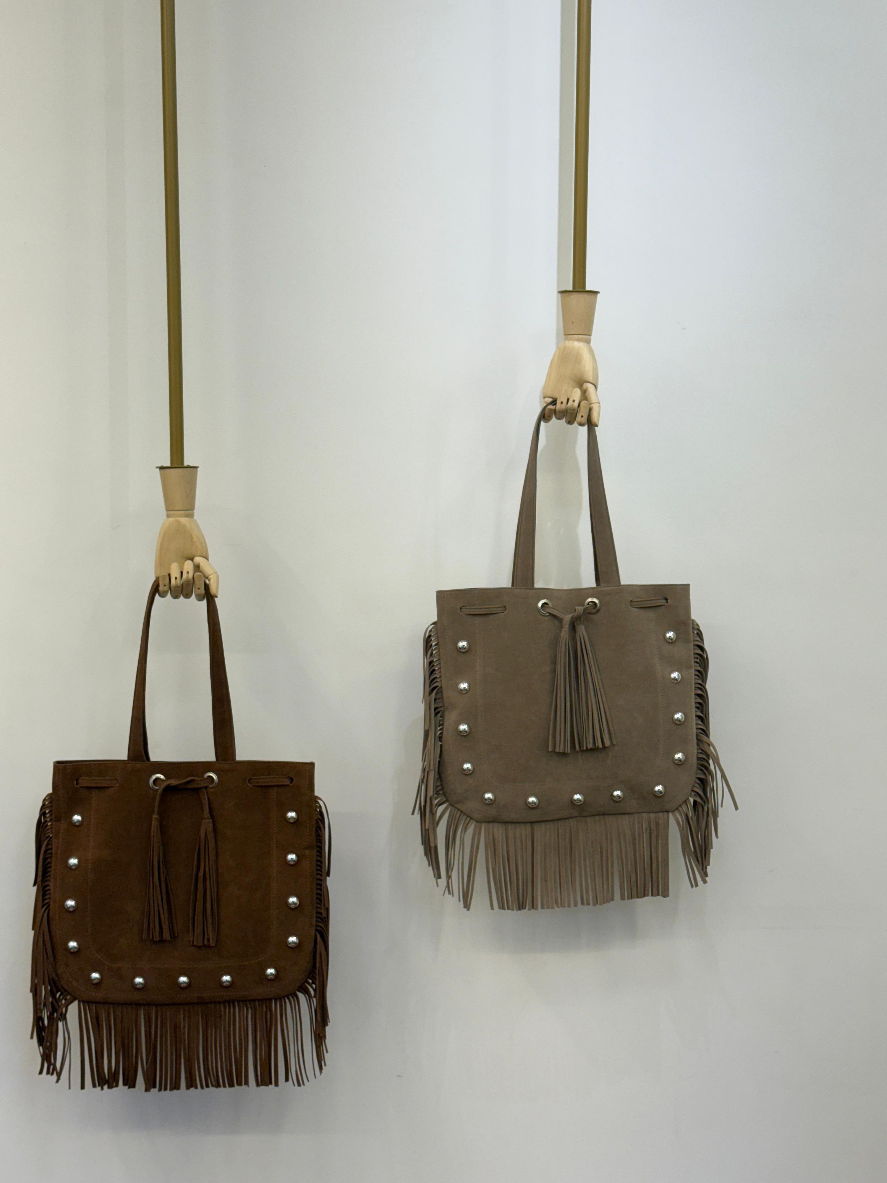 Bolsa Chamois Vegan Franjas e Taxas Grande - Marrom 