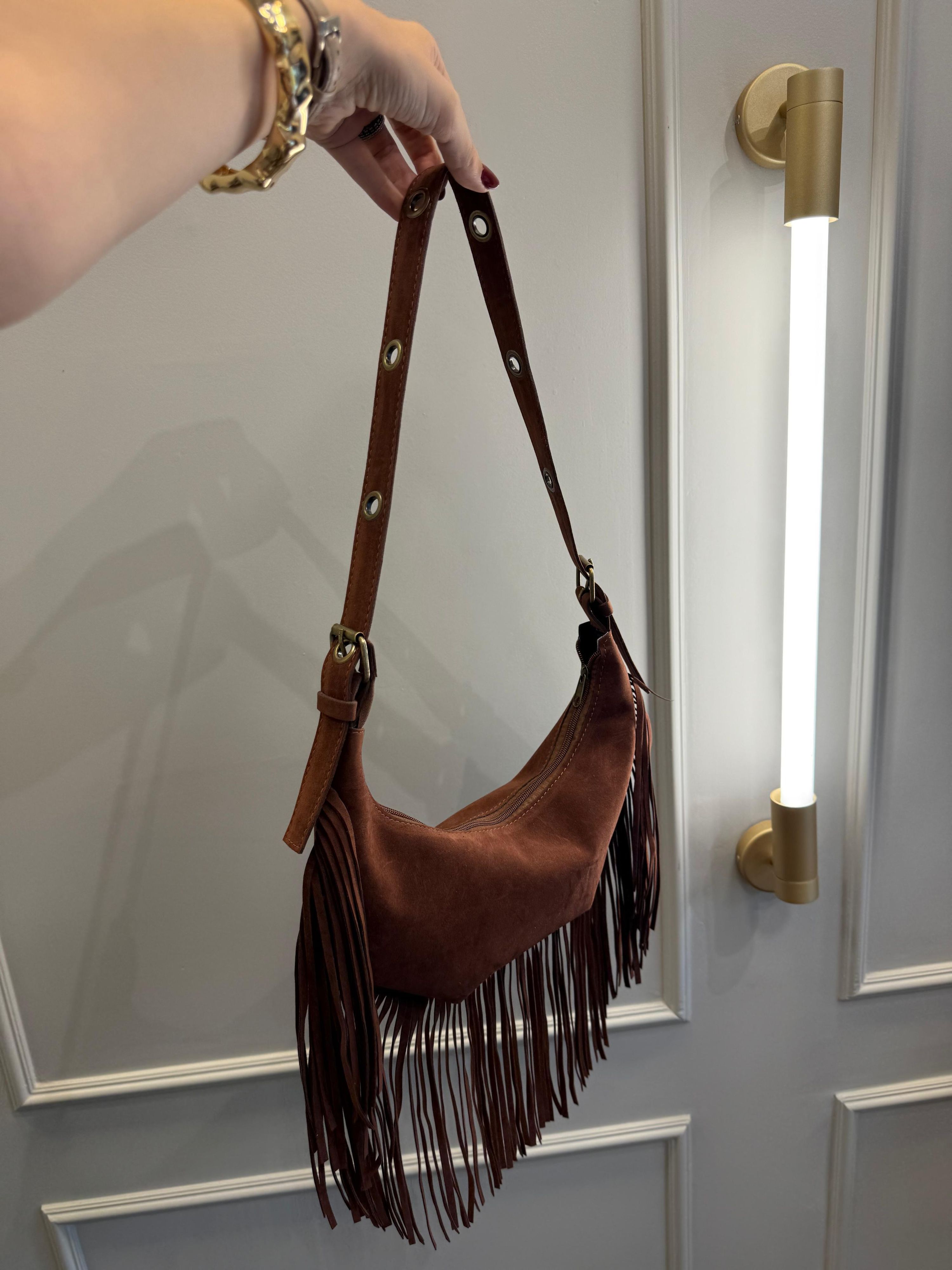 Bolsa Baguete c/ Franjas Chamois Vegan - Marrom 