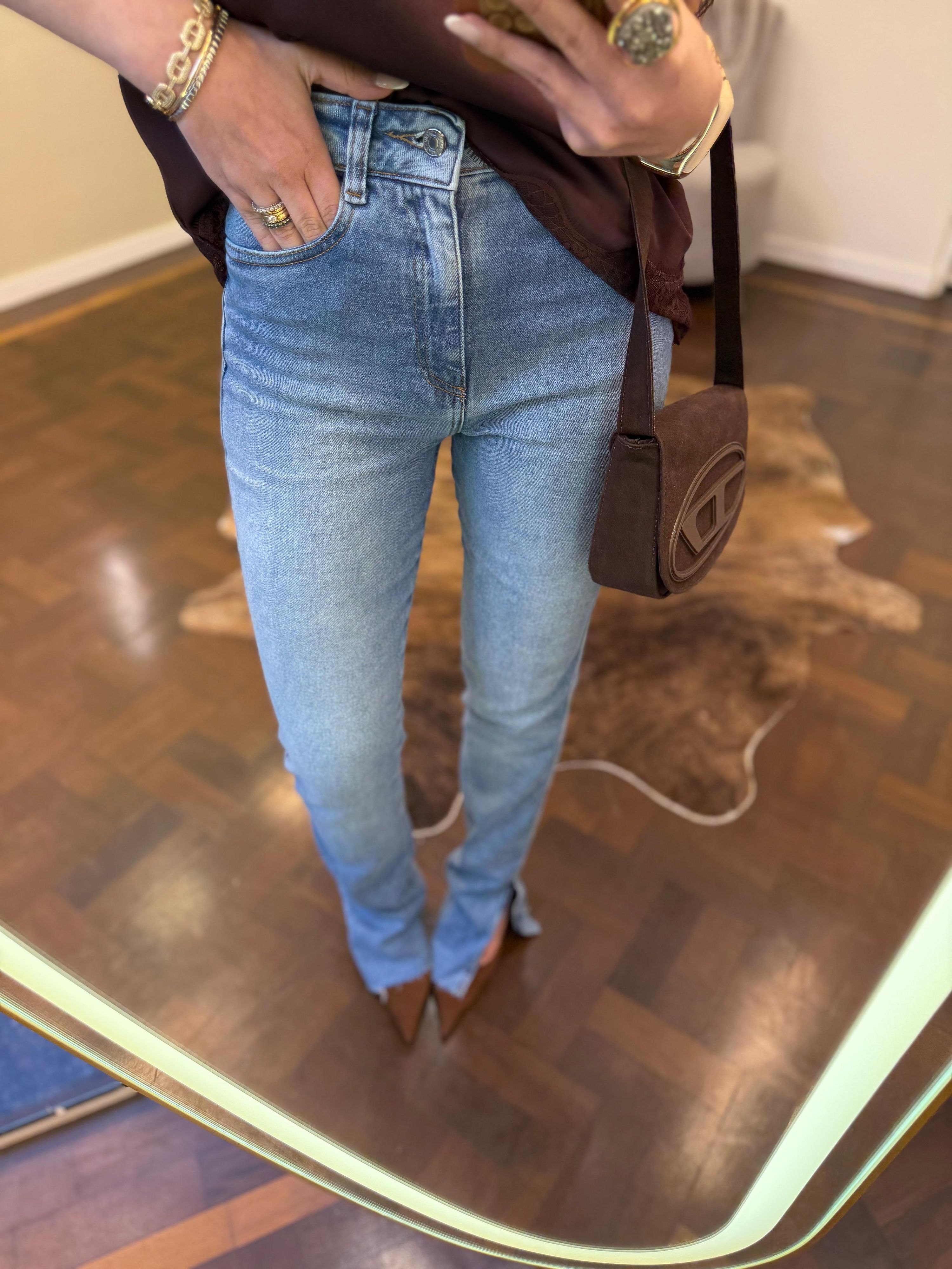 Calça Wide Leg Abertura Barra 