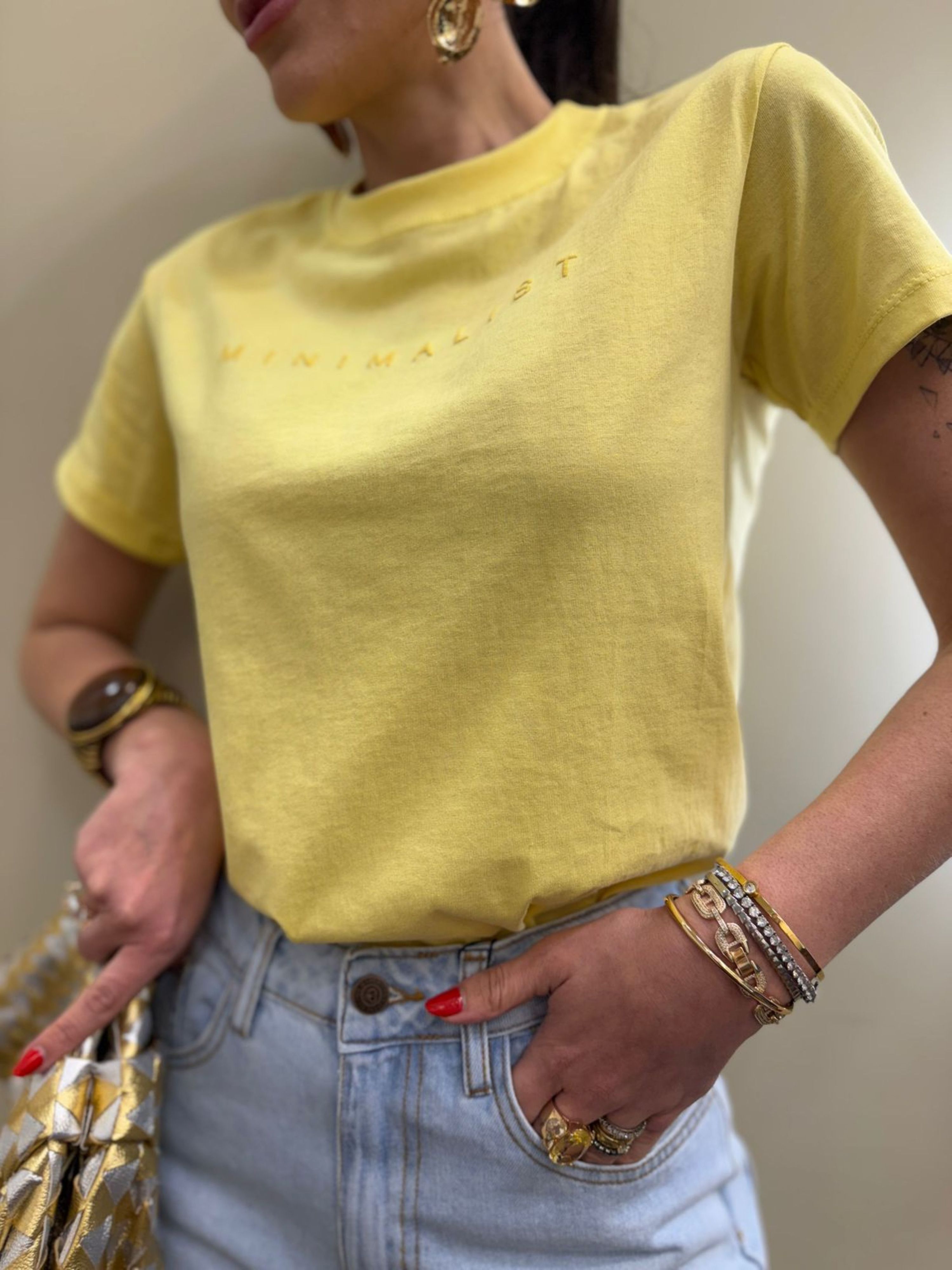 T-shirt Minimalist - Amarelo Manteiga
